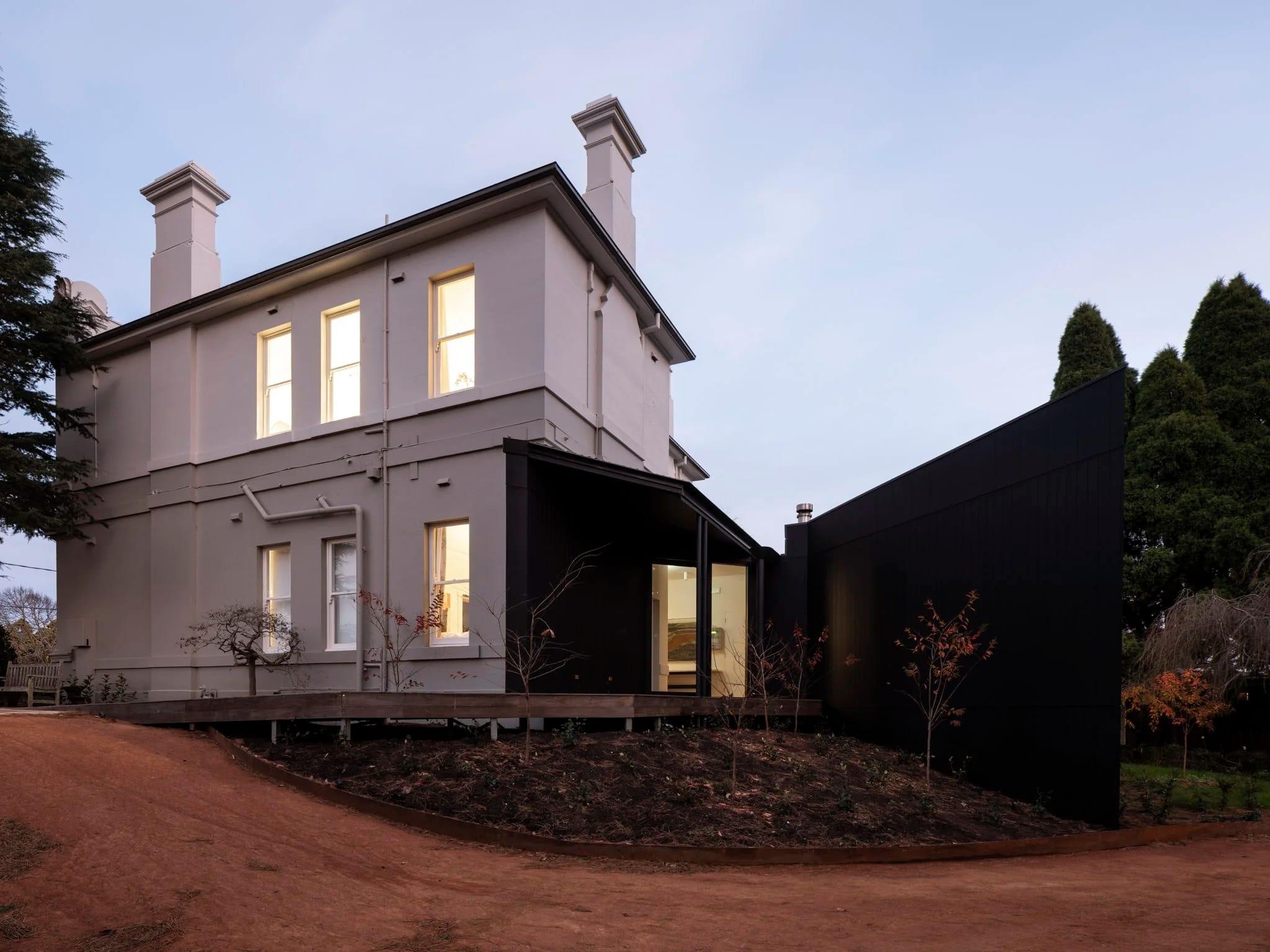 Moss Manor